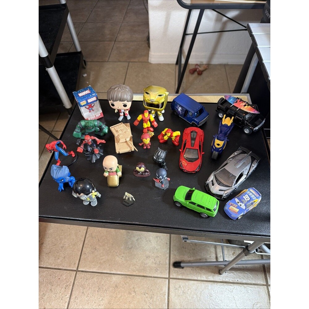 Lot Of 24 Marvel Figures, Cars Random Assortment, X-men, Spider-Man